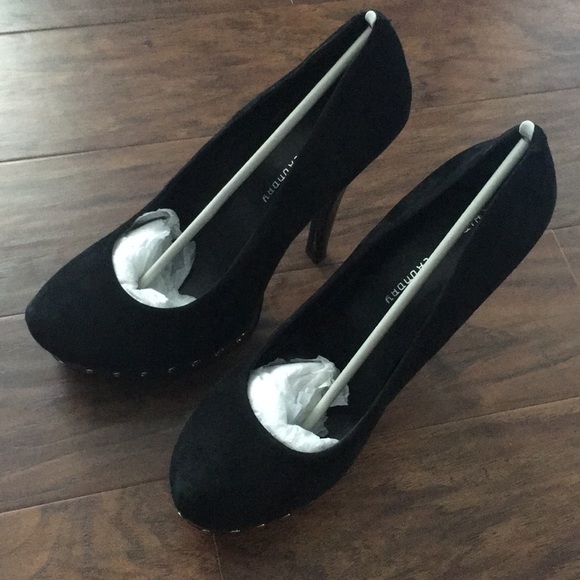 Chinese Laundry Free Falling Suede Pumps 9 - Picture 3 of 7